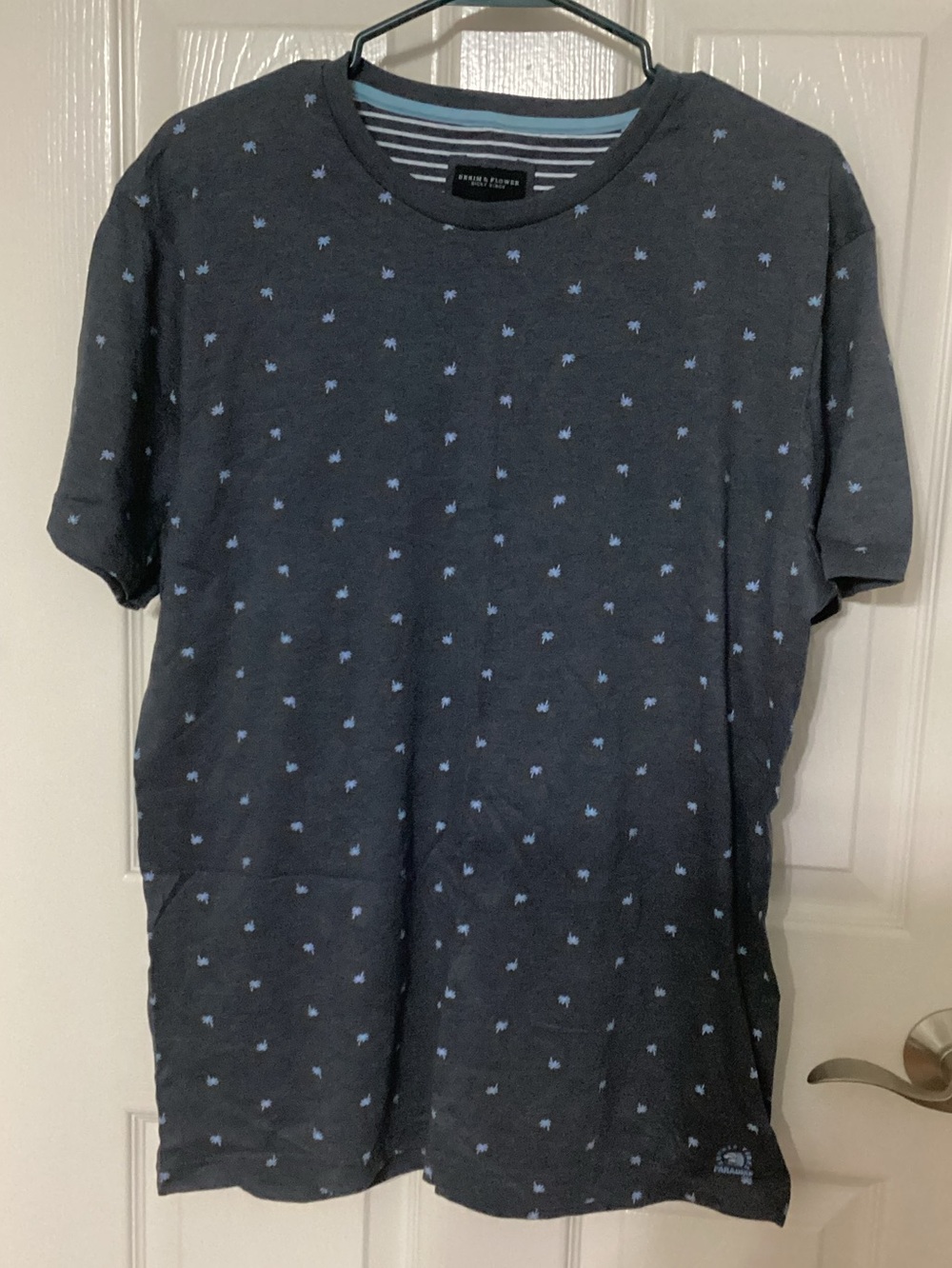 Denim & Flower Blue Tee Men’s Large Like New